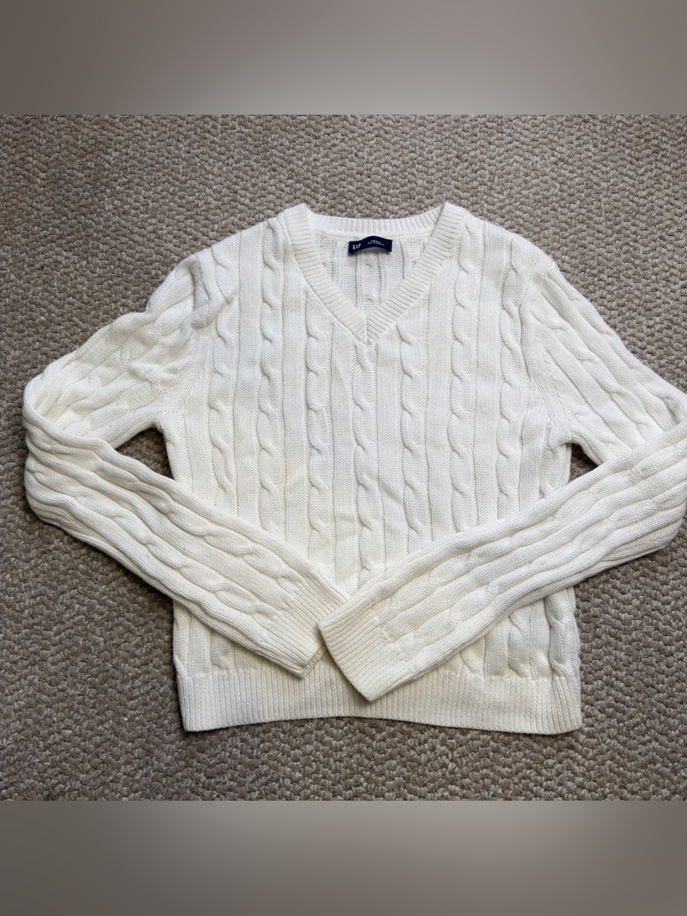 GAP Cream Cable-Knit V-Neck Sweater